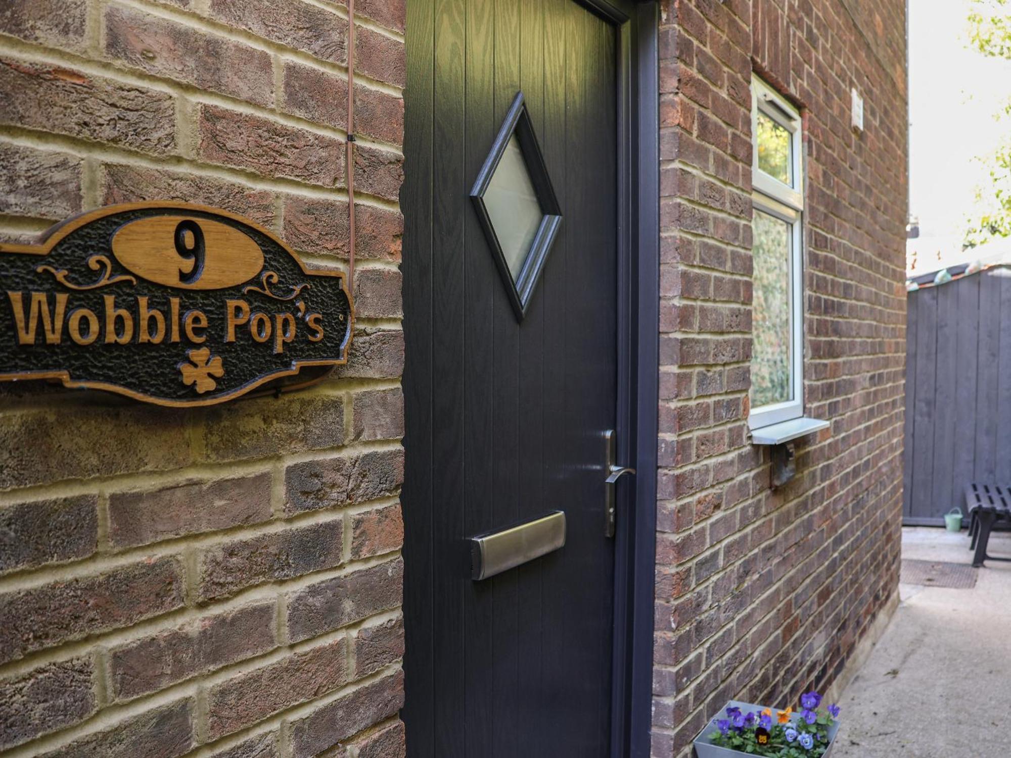 Villa Wobble Pops à Whitby Extérieur photo